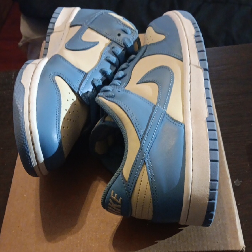Nike Dunk Low (GS) "Blue Beyond Beach" Mens 7Y Girls 8.5 EUC - Picture 8 of 9
